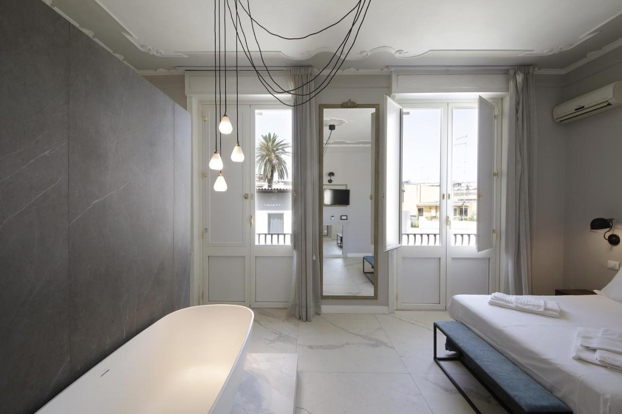 Le Bain Suite - Accanto Al Mare Vicinissima A Ortigia E Al Teatro Сиракуза Екстериор снимка